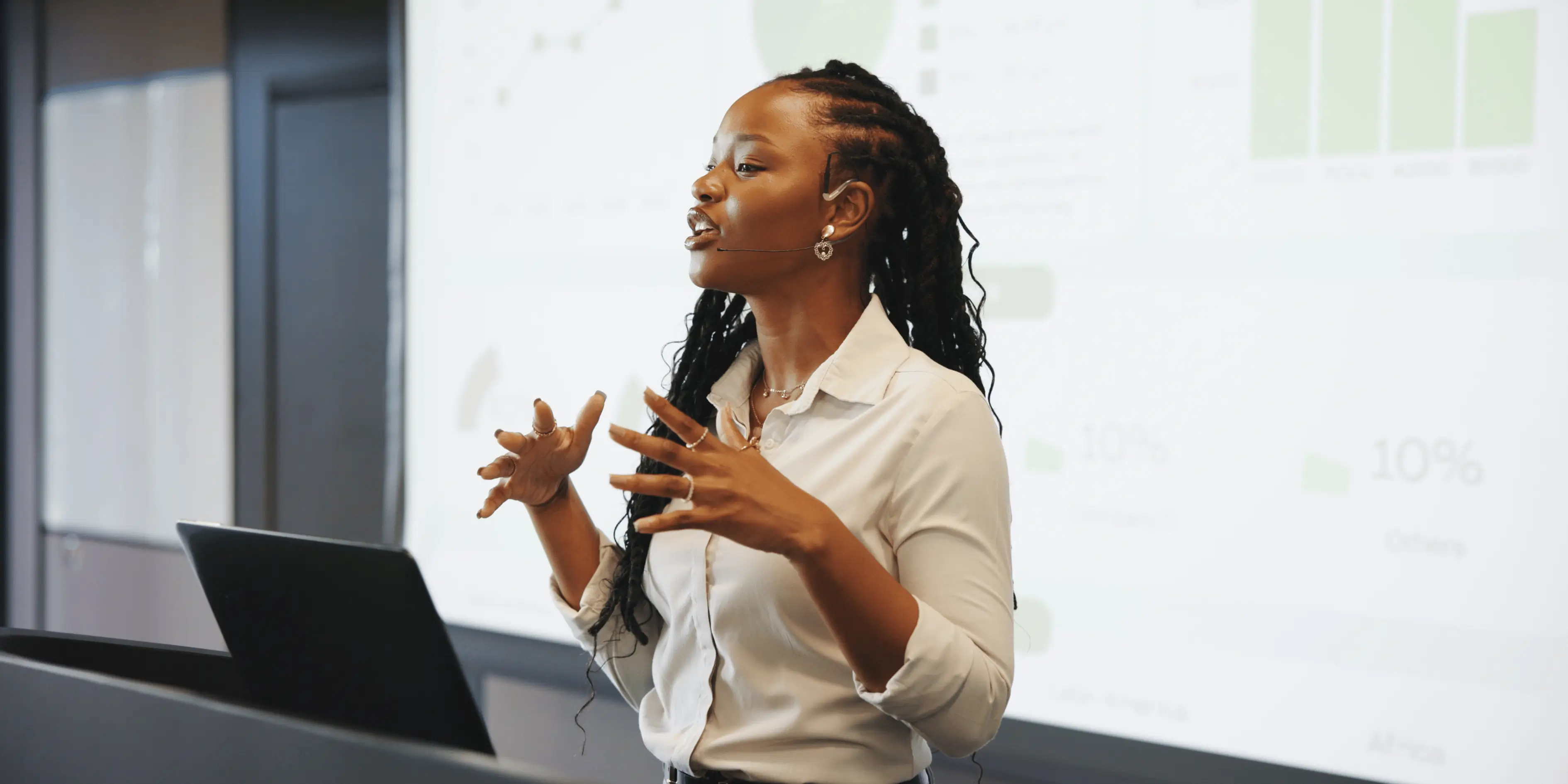 Hero image public speaking learning nexus